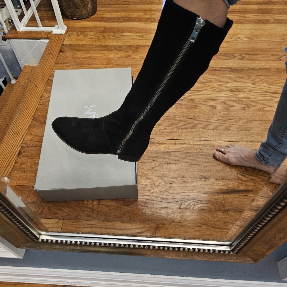 M4DE suede boots